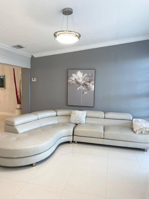 Modern Miami Oversized 3 Bedroom In Central Location Eksteriør bilde