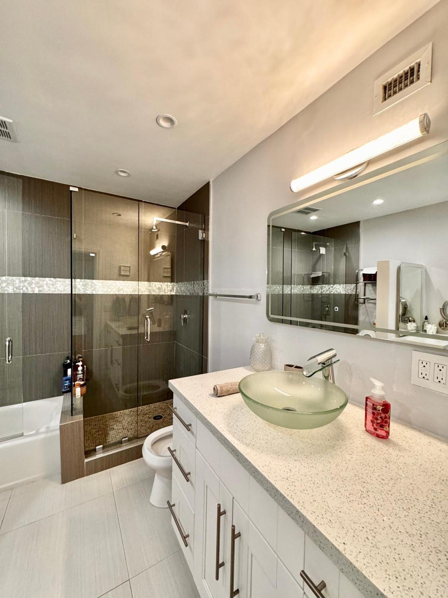 Modern Miami Oversized 3 Bedroom In Central Location Eksteriør bilde