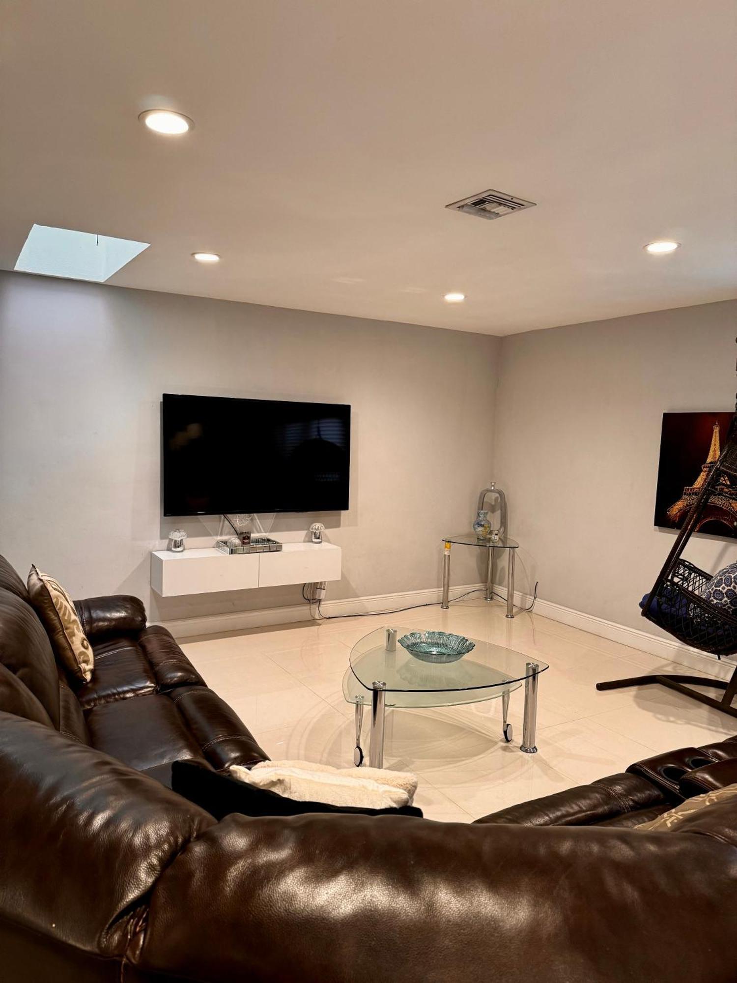 Modern Miami Oversized 3 Bedroom In Central Location Eksteriør bilde
